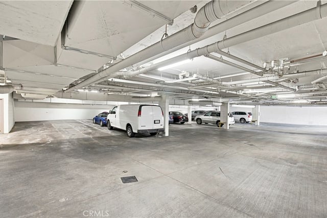 8555 Cashio St APT 101, Los Angeles, CA 90035, Los Angeles, CA 90035 — photo 20 of 26