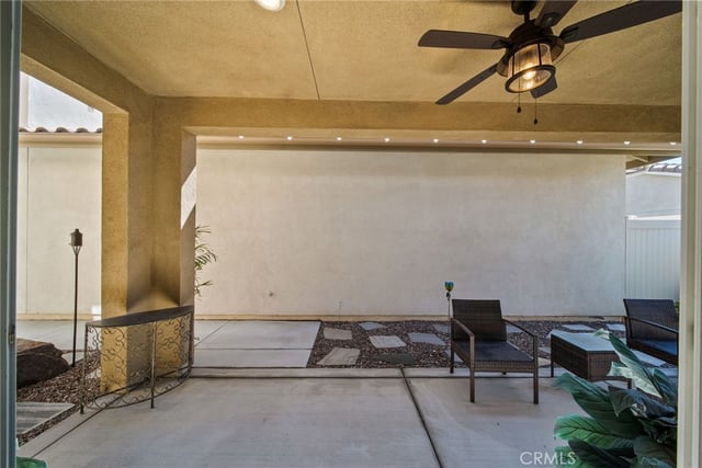 27105 Yearling, Saugus, CA 91350 — photo 35 of 47