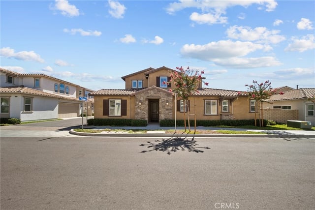 27105 Yearling, Saugus, CA 91350 — photo 37 of 47