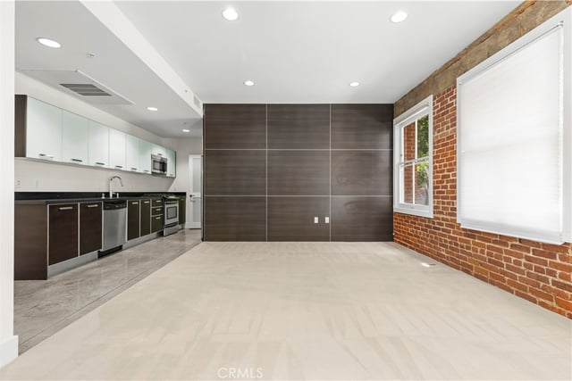 139 S Los Robles 104, Pasadena, CA 91101 — photo 4 of 21
