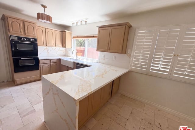 7365 Pomelo Drive, Los Angeles, CA 91307 — photo 10 of 24
