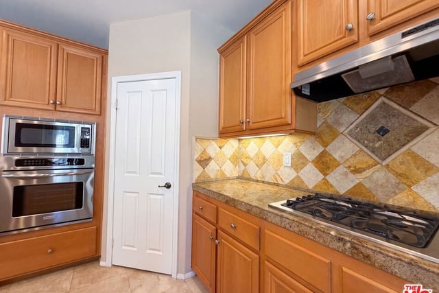 17780 Sweetgum Lane, Canyon Country, CA 91387 — photo 11 of 30