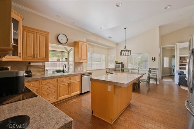 9726 Escondido Canyon, Agua Dulce, CA 91390 — photo 9 of 55