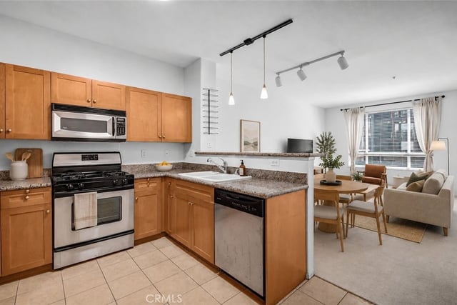 100 S Alameda 280, Los Angeles, CA 90012 — photo 4 of 24