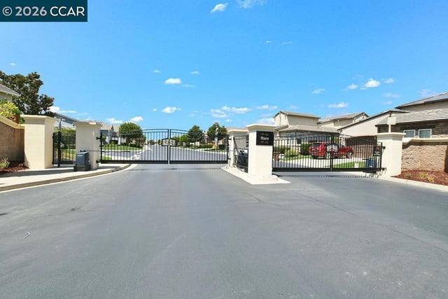 1083 Pomerol Cir, Brentwood, CA 94513 — photo 31 of 56
