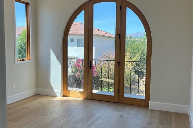 20329 Stagg Street, Winnetka, CA 91306 — photo 18 of 34