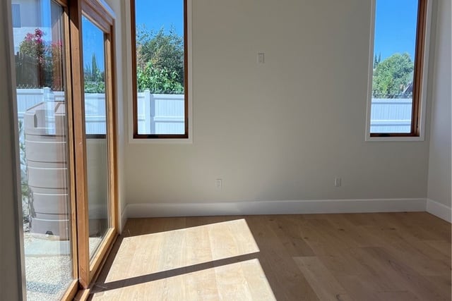 20329 Stagg Street, Winnetka, CA 91306 — photo 9 of 34