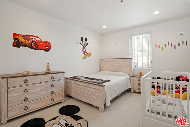 1426 N Laurel Avenue 110, West Hollywood, CA 90046 — photo 27 of 47