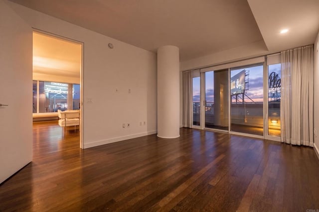 6250 Hollywood Boulevard 12H, Los Angeles, CA 90028 — photo 11 of 19