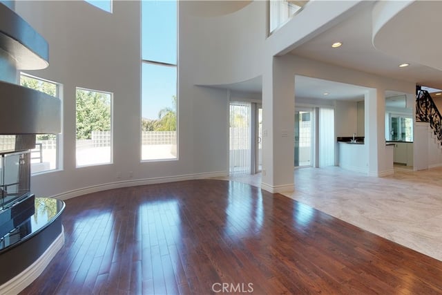 22500 N Summit Ridge, Chatsworth, CA 91311 — photo 3 of 67