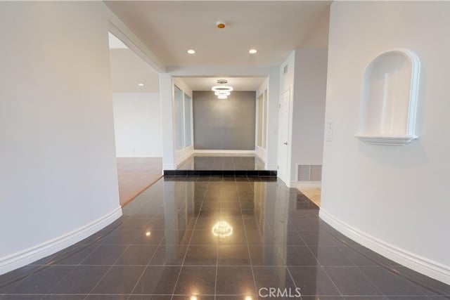 22500 N Summit Ridge, Chatsworth, CA 91311 — photo 8 of 67