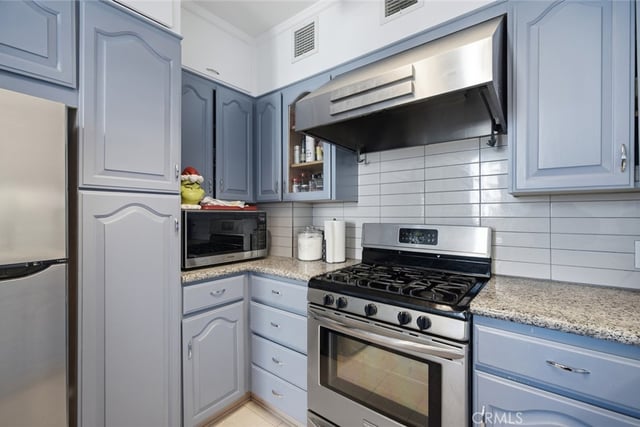 4455 Los Feliz Boulevard 601, Los Angeles, CA 90027 — photo 17 of 49