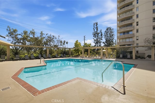 4455 Los Feliz Boulevard 601, Los Angeles, CA 90027 — photo 38 of 49
