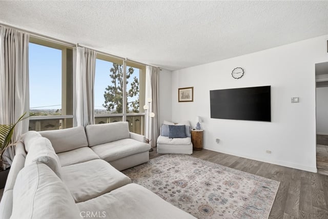 4455 Los Feliz Boulevard 601, Los Angeles, CA 90027 — photo 9 of 49