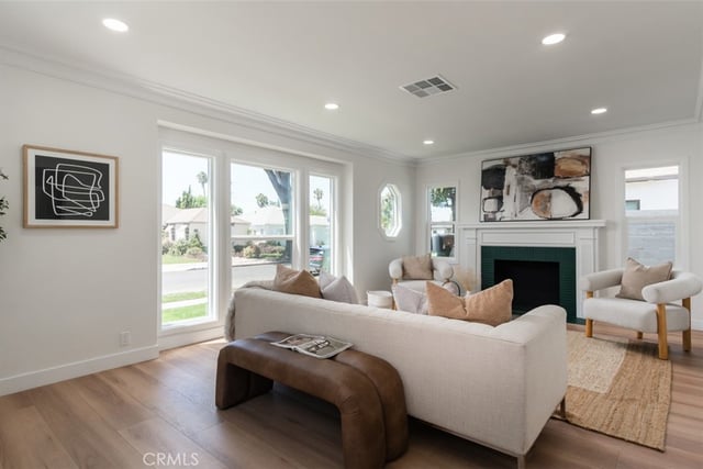 3810 Olmsted Avenue, Los Angeles, CA 90008 — photo 4 of 28