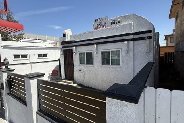 10024 S Western Avenue, Los Angeles, CA 90047 — photo 5 of 25