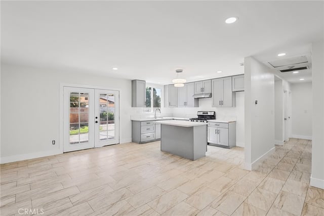 12256 Allegheny Street, Sun Valley, CA 91352 — photo 3 of 28