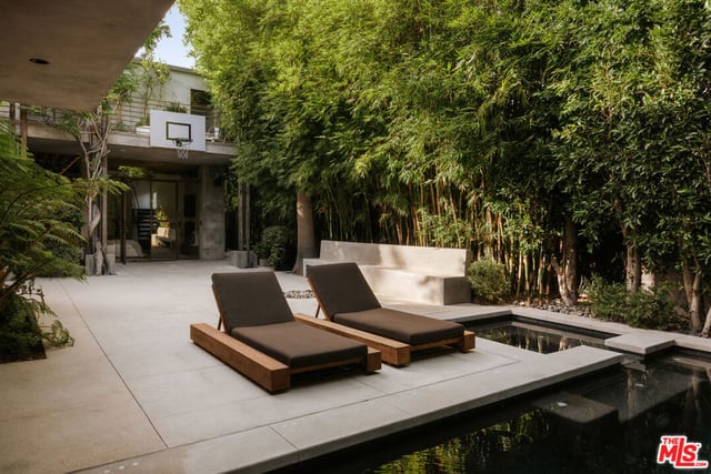 554 Westminster Avenue, Los Angeles, CA 90291 — photo 15 of 29