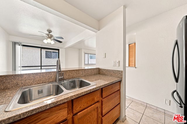 435 S Virgil Avenue 208, Los Angeles, CA 90020 — photo 10 of 20