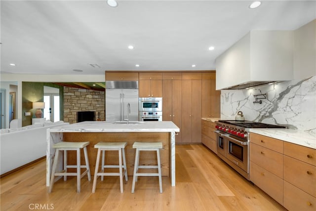 4060 Harclare Lane, Encino, CA 91436 — photo 15 of 65