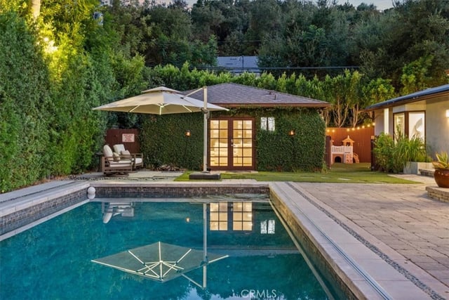 4060 Harclare Lane, Encino, CA 91436 — photo 39 of 65