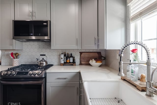 4922 W 137th Street, Hawthorne, CA 90250 — photo 13 of 42