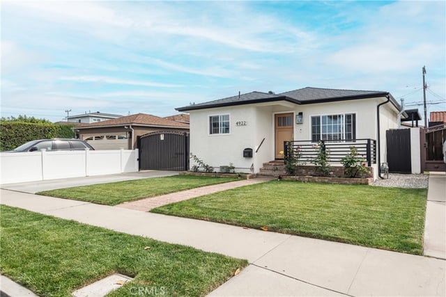 4922 W 137th Street, Hawthorne, CA 90250 — photo 3 of 42