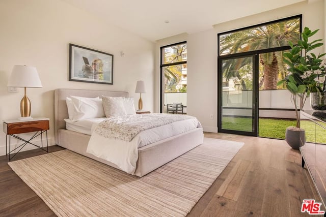 425 N Palm Drive 103, Beverly Hills, CA 90210 — photo 21 of 33