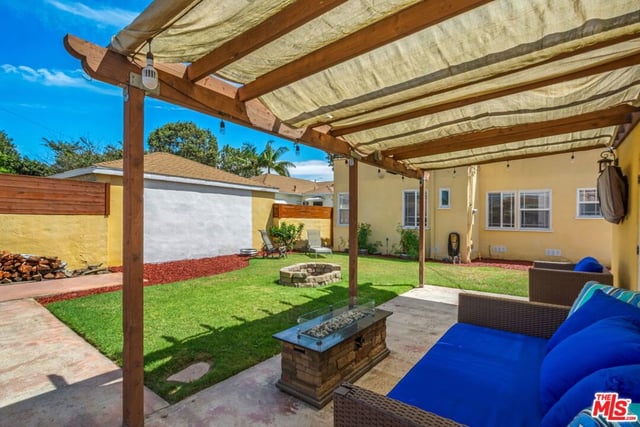 3827 Olmsted Avenue, Los Angeles, CA 90008 — photo 28 of 33