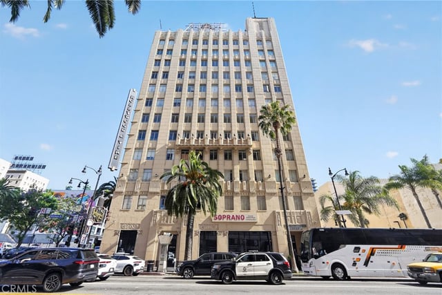 6253 Hollywood 602, Los Angeles, CA 90028 — photo 2 of 42