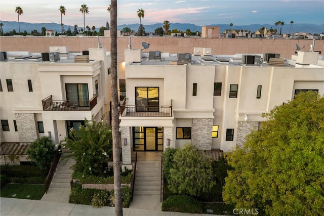18717 Redwing, Tarzana, CA 91356 — photo 49 of 55