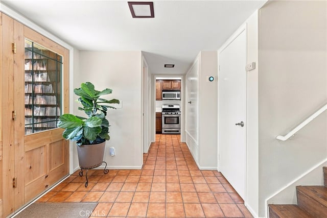 9415 Friendly Woods, Whittier, CA 90605 — photo 8 of 55