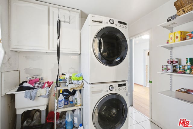 3237 W 74th Street, Los Angeles, CA 90043 — photo 17 of 29