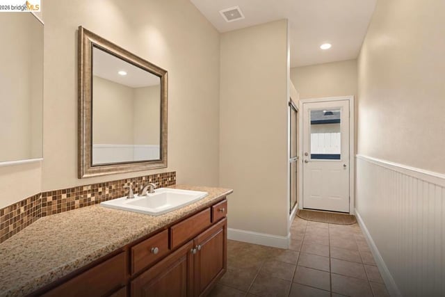 325 San Marino Ln, Brentwood, CA 94513 — photo 18 of 70