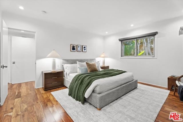 266 S Highland Avenue, Los Angeles, CA 90036 — photo 17 of 37