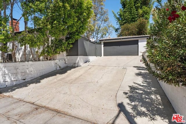 266 S Highland Avenue, Los Angeles, CA 90036 — photo 35 of 37