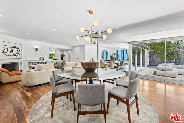 266 S Highland Avenue, Los Angeles, CA 90036 — photo 9 of 37
