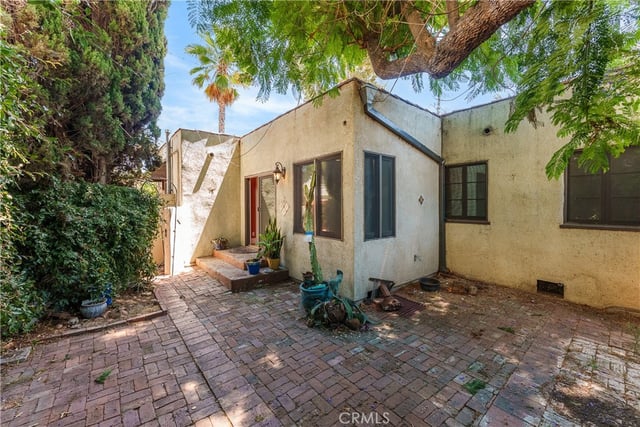 11209 La Maida, North Hollywood, CA 91601 — photo 15 of 18