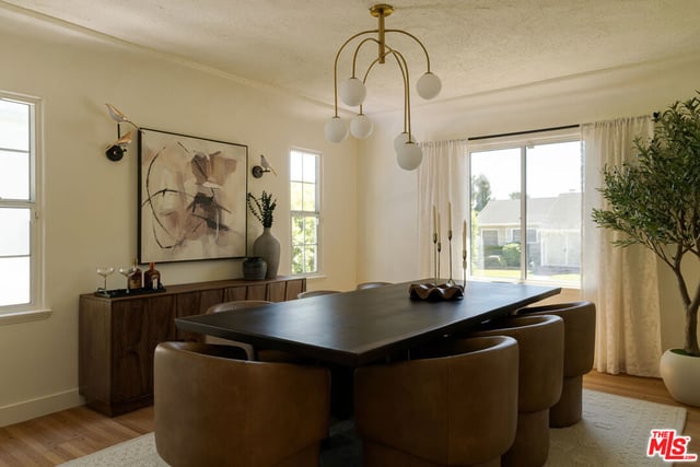 3807 Floresta Way, Los Angeles, CA 90043 — photo 12 of 64