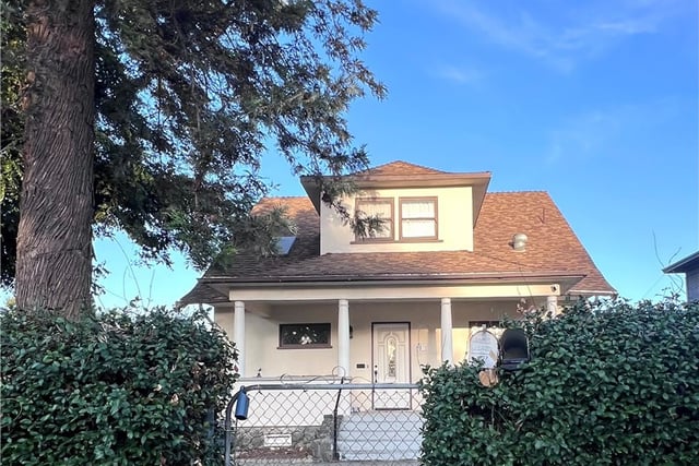 807 N Gibbs, Pomona, CA 91767 — photo 2 of 8