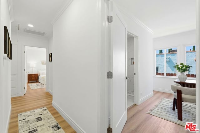 10308 Keswick Avenue, Los Angeles, CA 90064 — photo 10 of 28