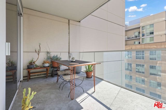 6250 Hollywood Boulevard 6L, Los Angeles, CA 90028 — photo 23 of 24