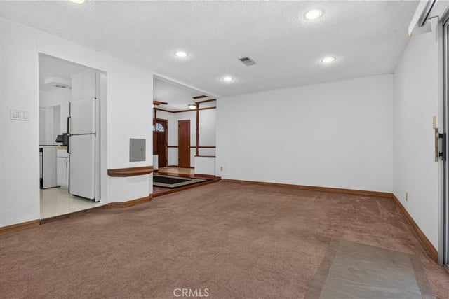 19134 Welby, Reseda, CA 91335 — photo 16 of 32