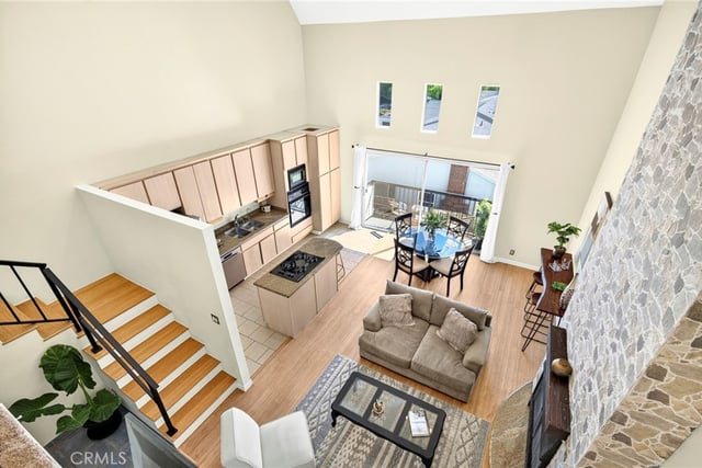 4660 Coldwater Canyon Avenue 20, Studio City, CA 91604 — photo 10 of 47