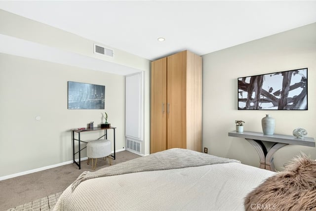 4660 Coldwater Canyon Avenue 20, Studio City, CA 91604 — photo 21 of 47