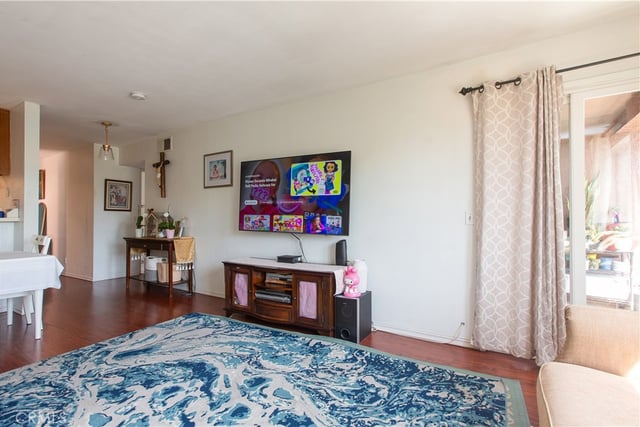 2507 E 15th Street 214, Long Beach, CA 90804 — photo 10 of 35