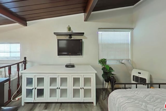 8731 Colbath Avenue, Los Angeles, CA 91402 — photo 31 of 42