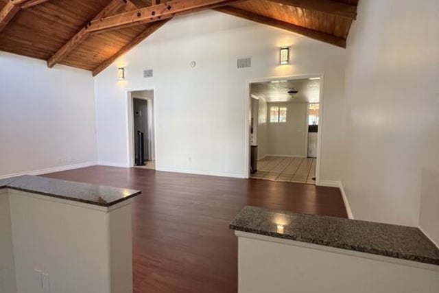 8731 Colbath Avenue, Los Angeles, CA 91402 — photo 4 of 42