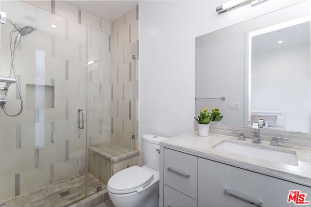 3728 S Barrington Avenue, Los Angeles, CA 90066 — photo 33 of 49