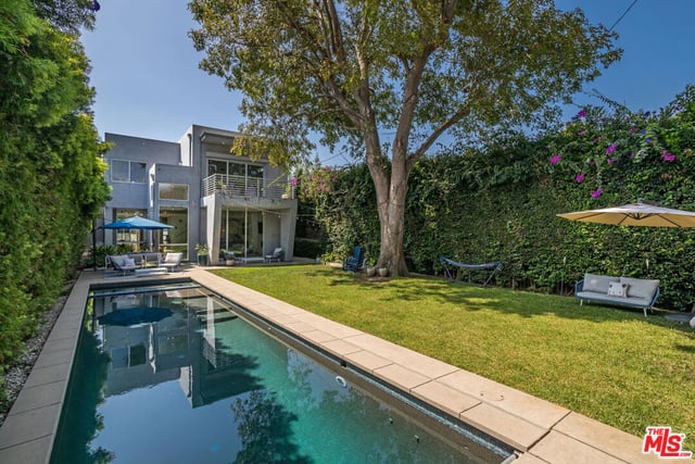 3728 S Barrington Avenue, Los Angeles, CA 90066 — photo 46 of 49